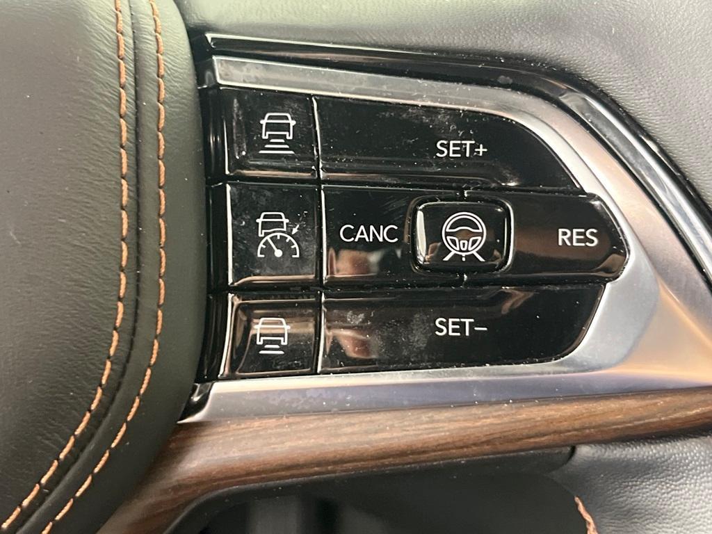 used 2024 Jeep Grand Cherokee car, priced at $49,991