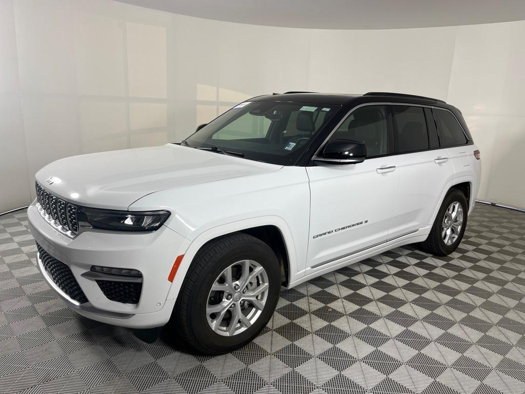 used 2024 Jeep Grand Cherokee car, priced at $49,991