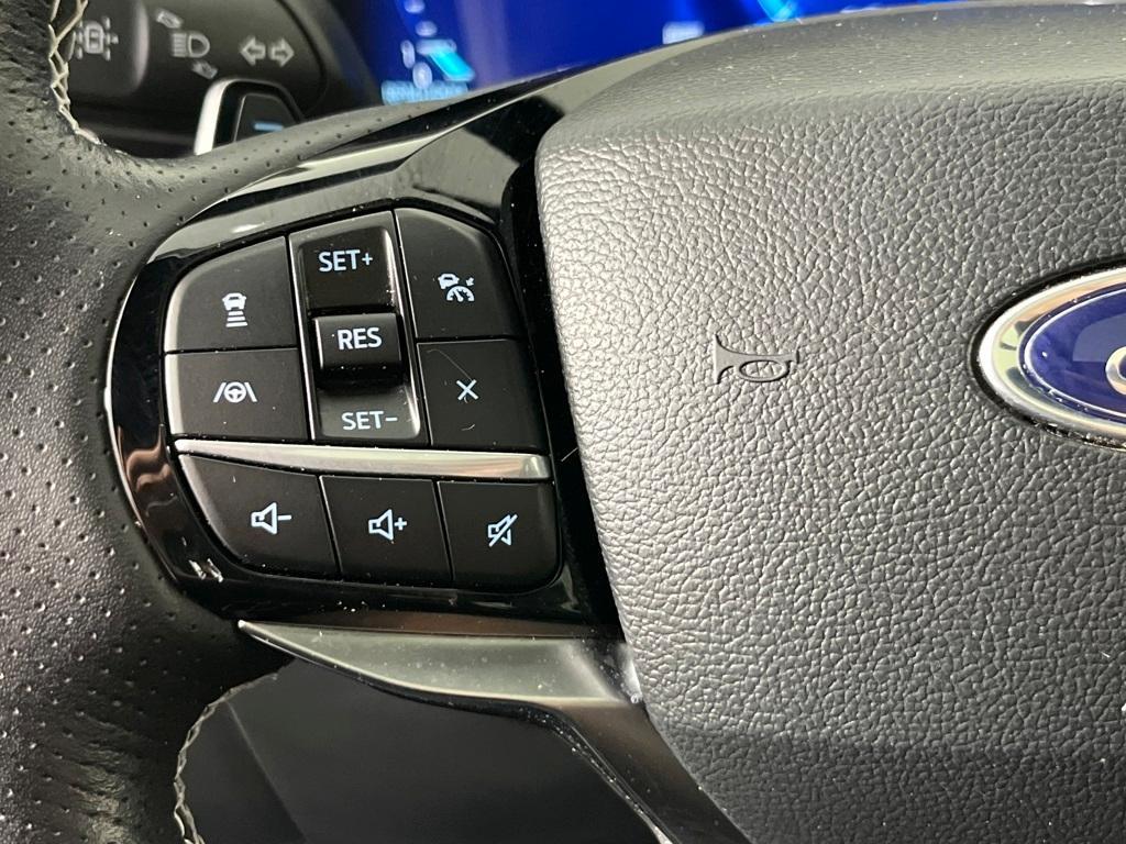 used 2022 Ford Explorer car