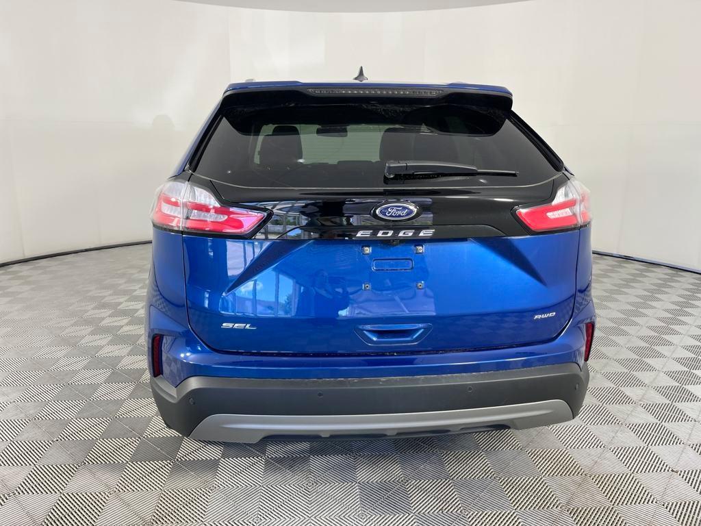 used 2022 Ford Edge car