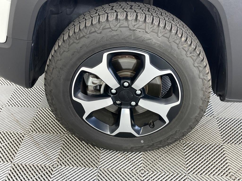 used 2020 Jeep Renegade car, priced at $19,291