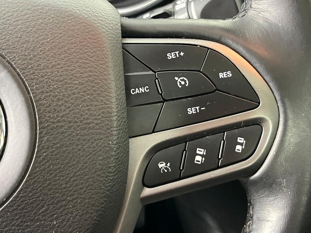 used 2019 Jeep Cherokee car, priced at $22,691