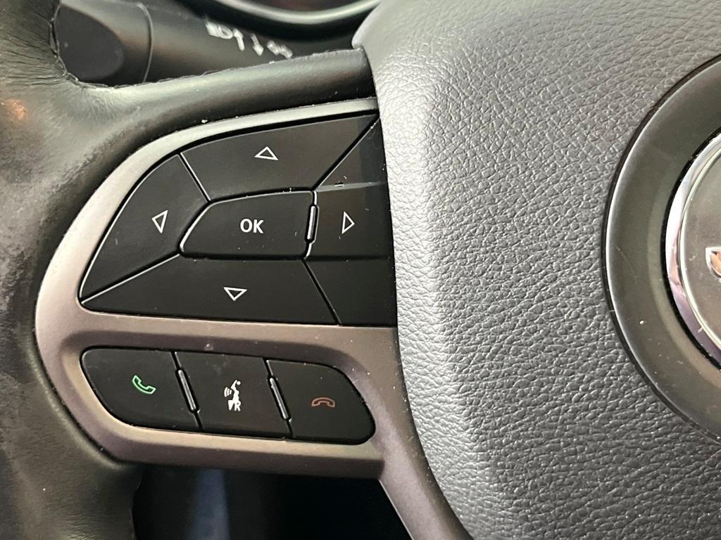 used 2019 Jeep Cherokee car, priced at $22,691