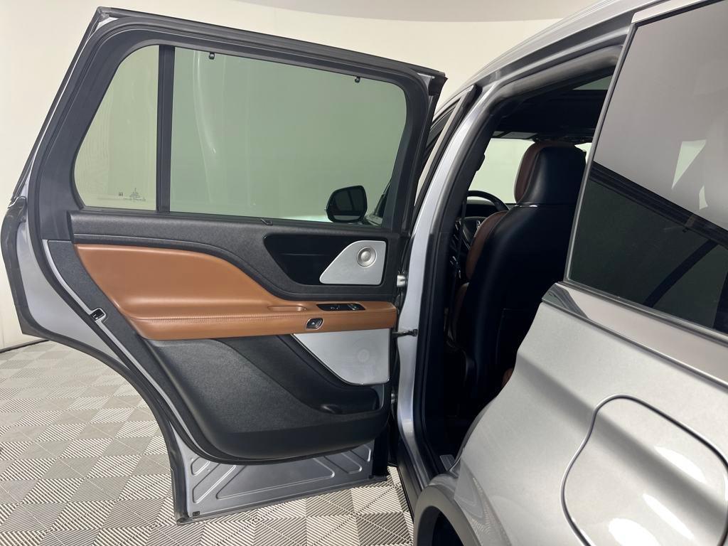 used 2021 Lincoln Aviator car, priced at $40,991