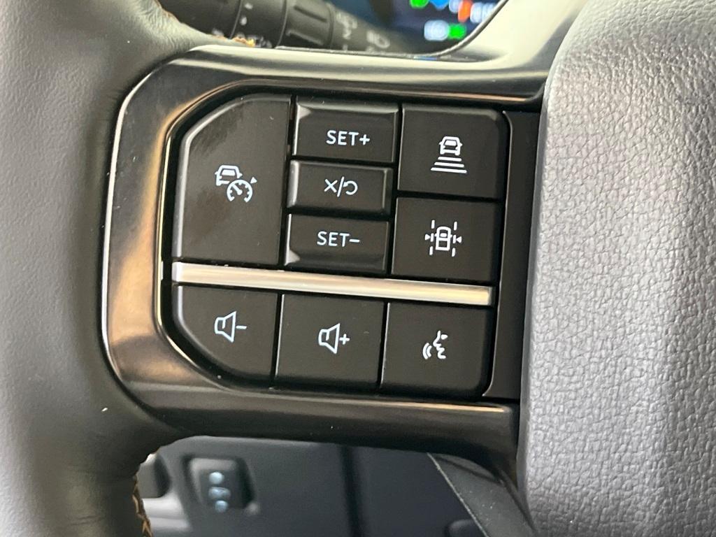 new 2024 Ford Expedition car, priced at $69,621