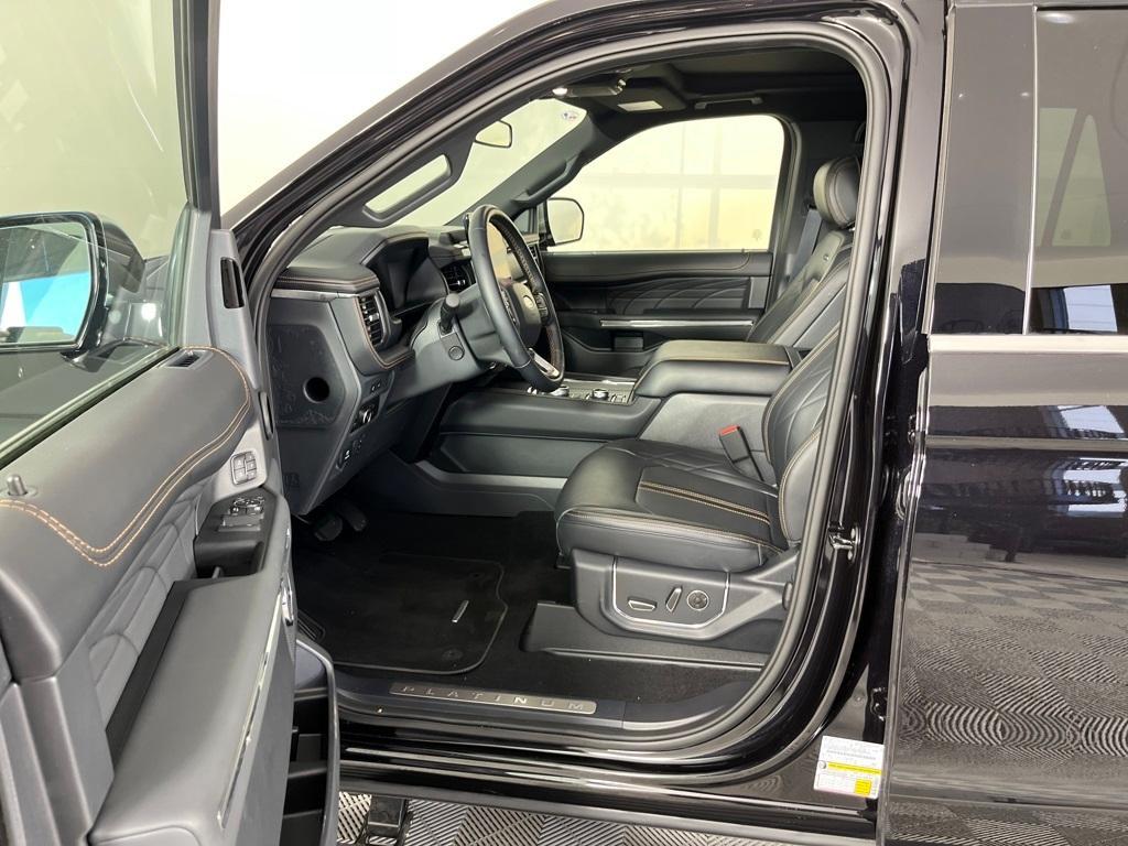 new 2024 Ford Expedition car, priced at $69,621