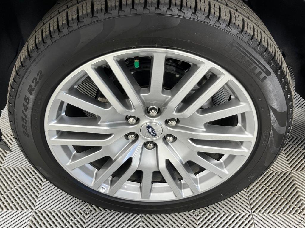 new 2024 Ford Expedition car, priced at $69,621