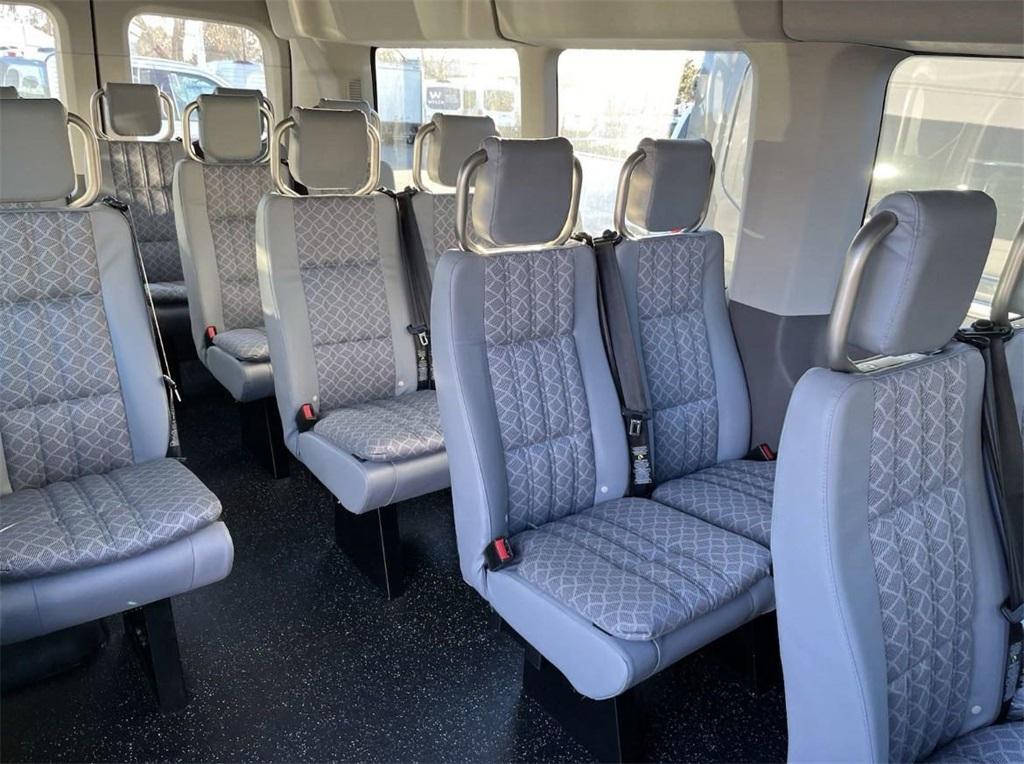 new 2023 Ford Transit-350 car