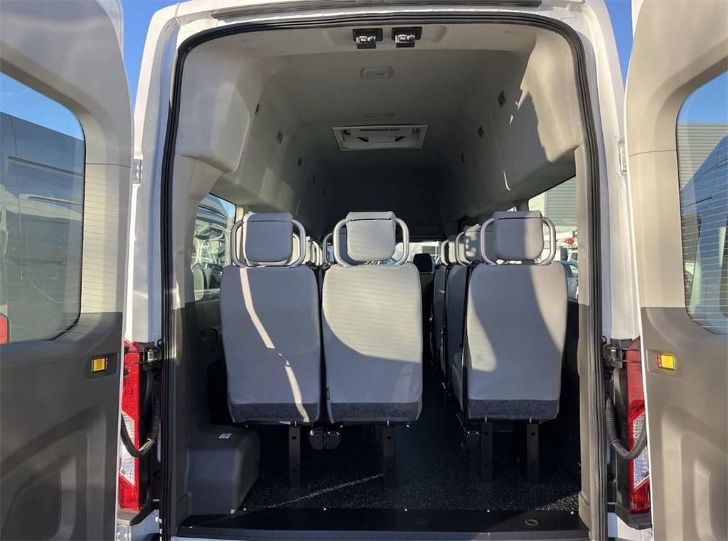 new 2023 Ford Transit-350 car
