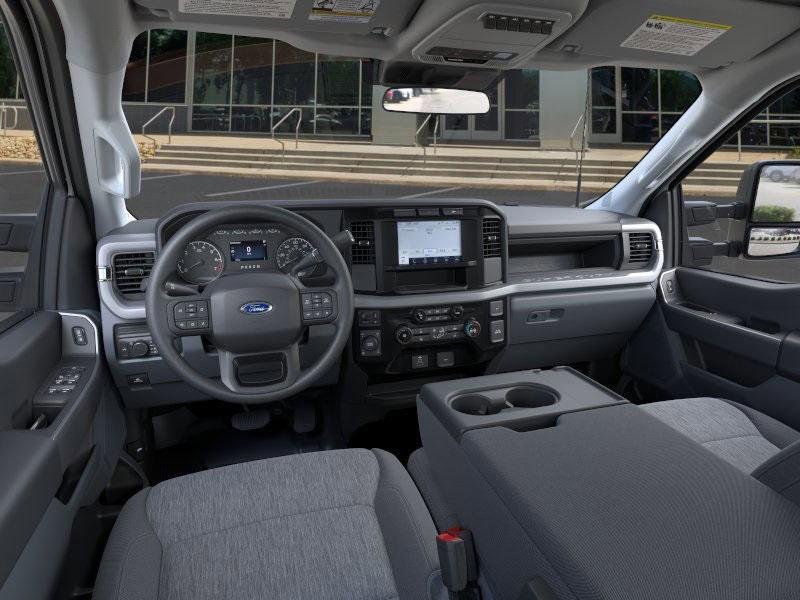 new 2024 Ford F-350 car