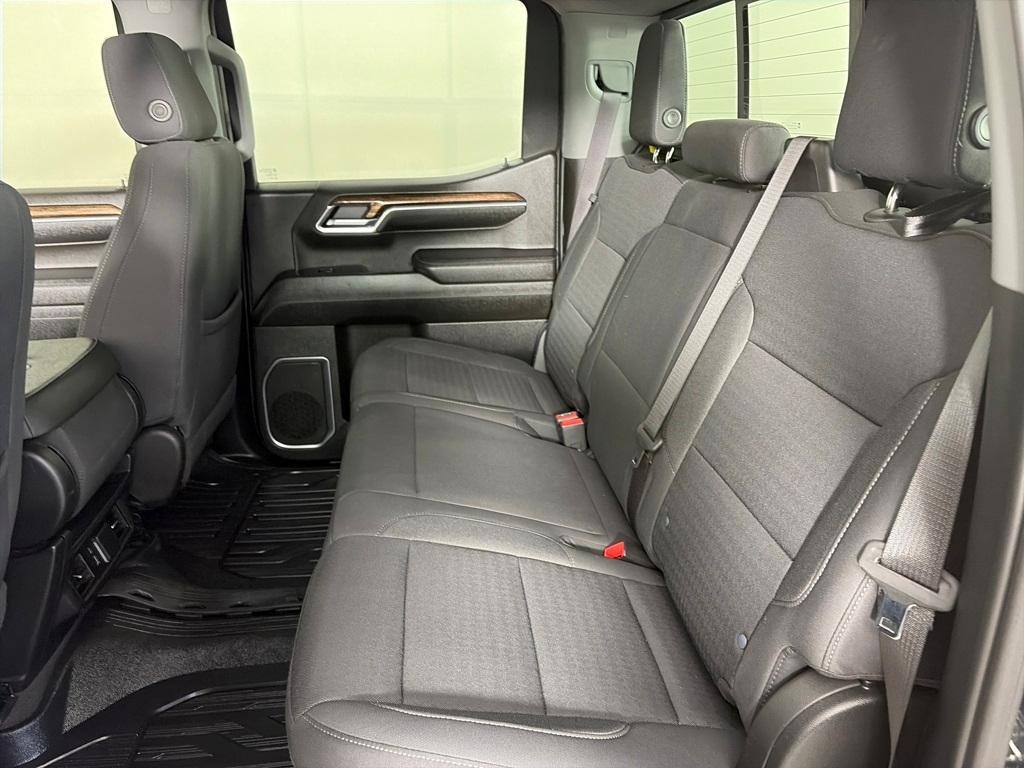 used 2023 GMC Sierra 1500 car, priced at $40,492