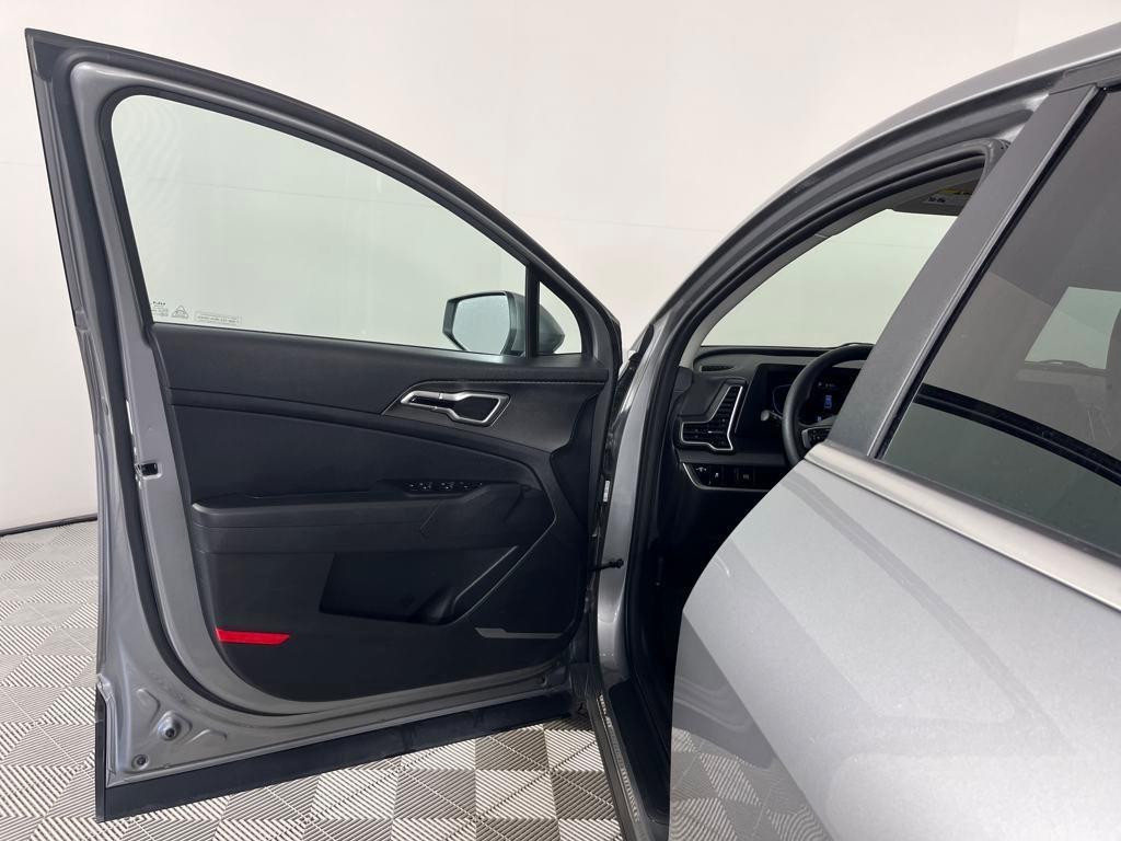used 2024 Kia Sportage car, priced at $25,991