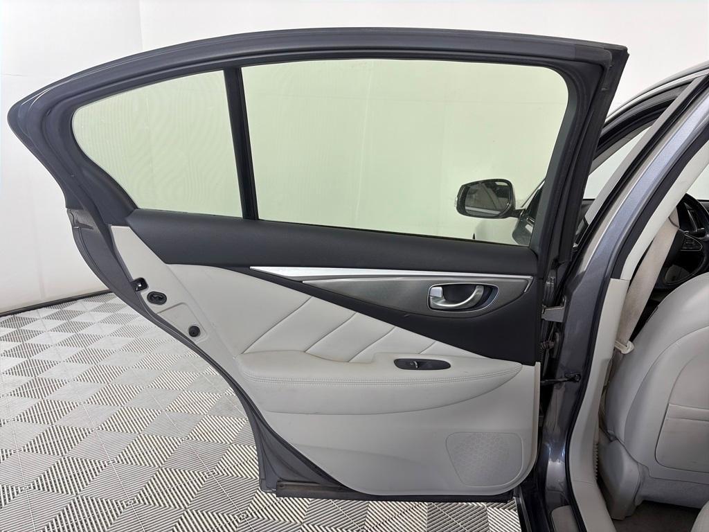 used 2015 INFINITI Q50 car