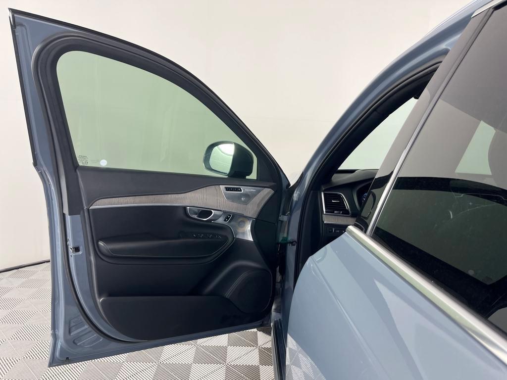 used 2020 Volvo XC90 Hybrid car, priced at $29,491