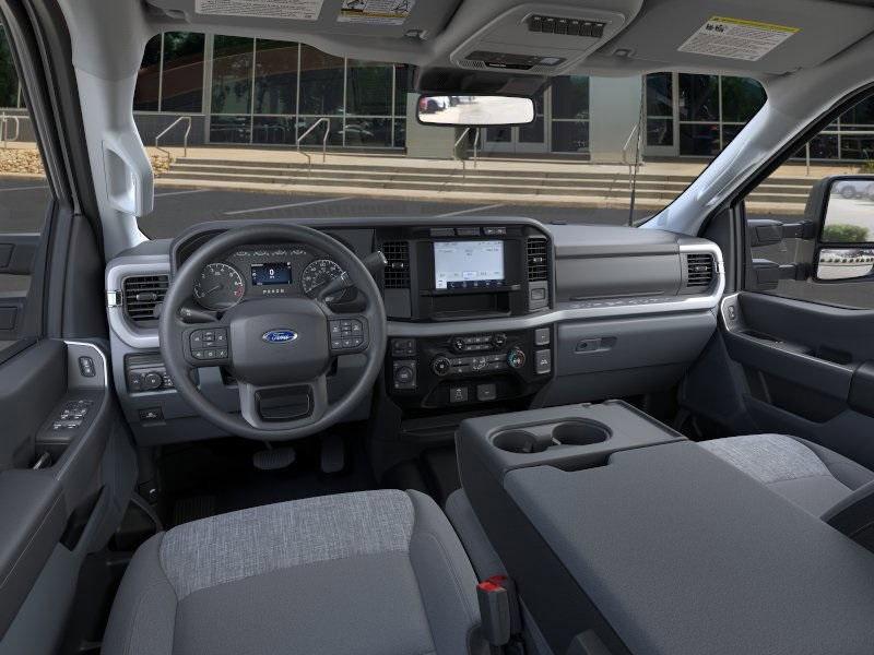new 2024 Ford F-350 car