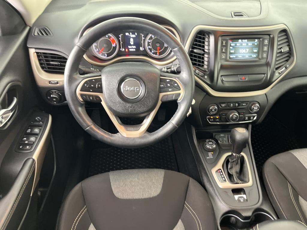 used 2018 Jeep Cherokee car, priced at $13,991
