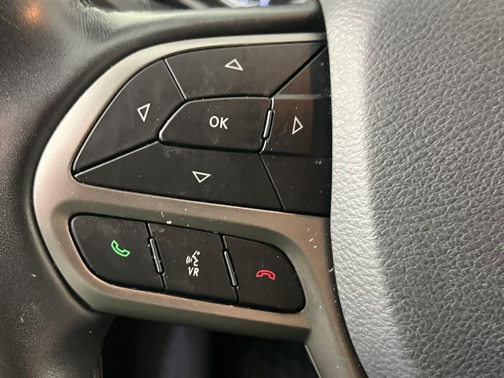 used 2020 Jeep Cherokee car, priced at $18,991