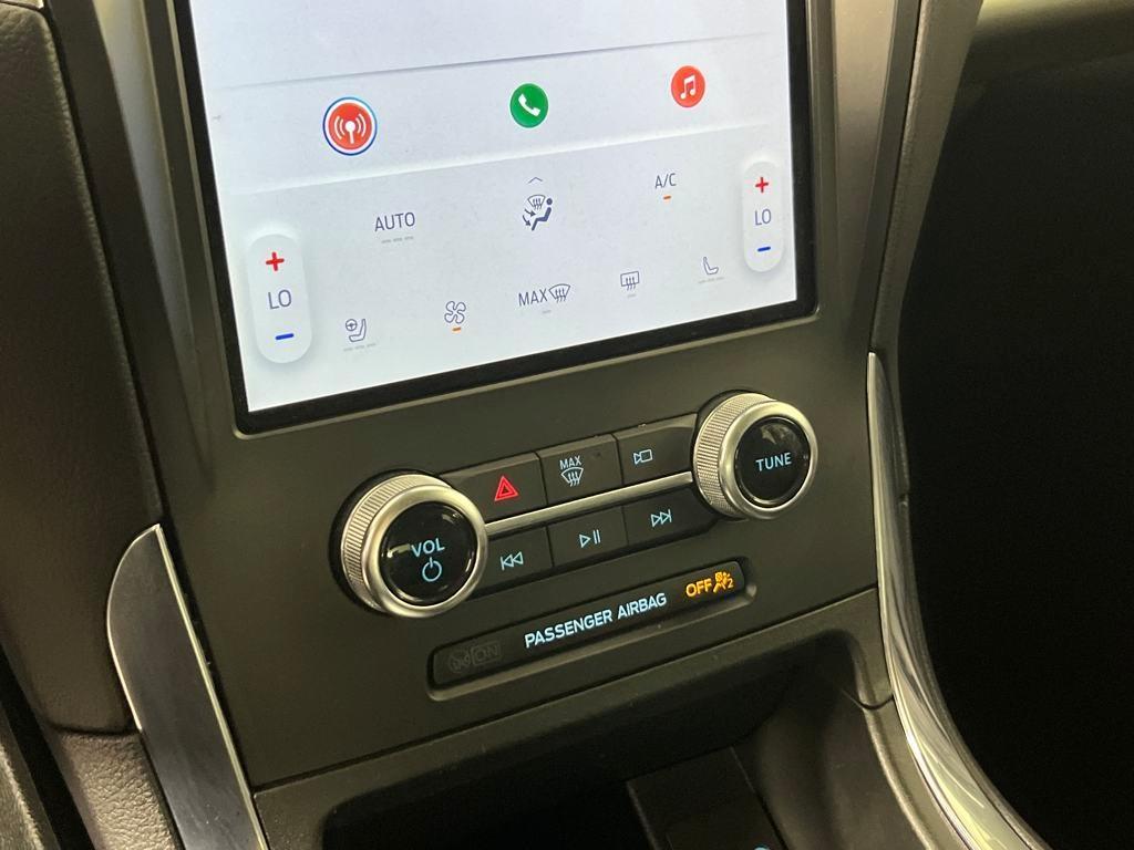 used 2024 Ford Edge car, priced at $31,991
