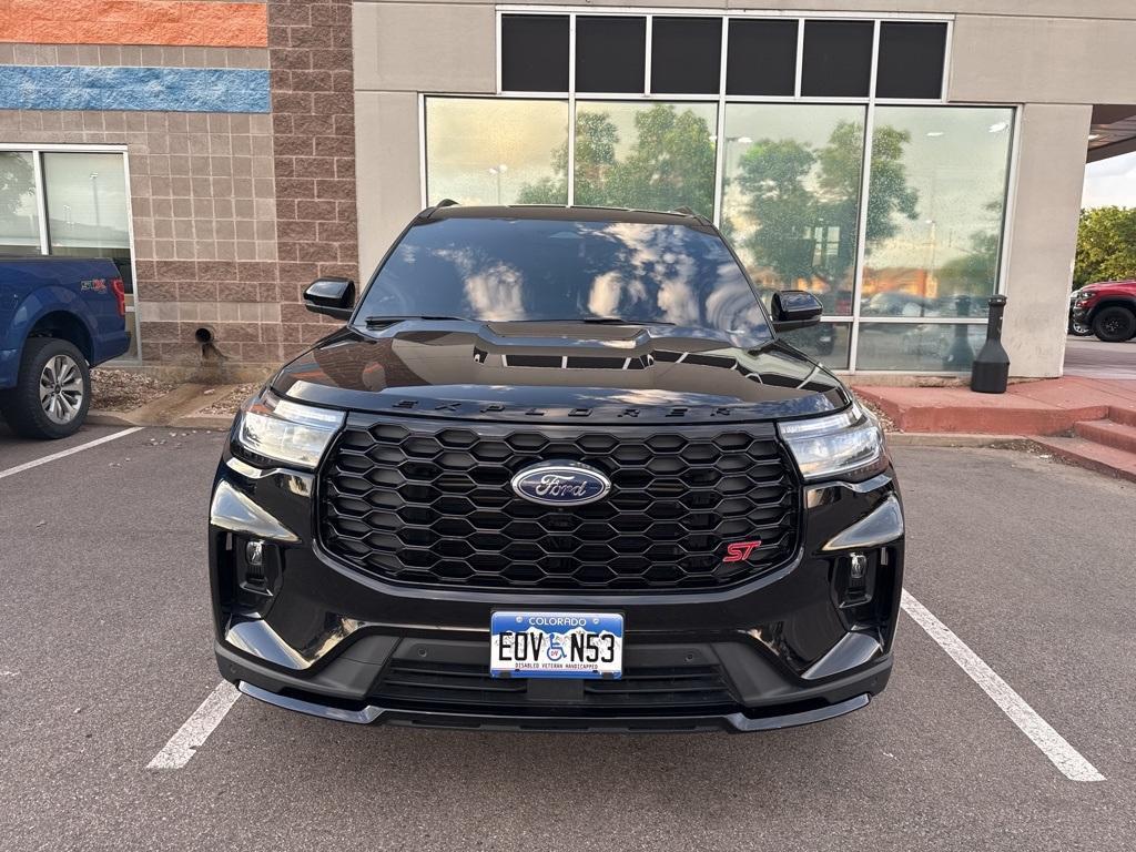 used 2025 Ford Explorer car
