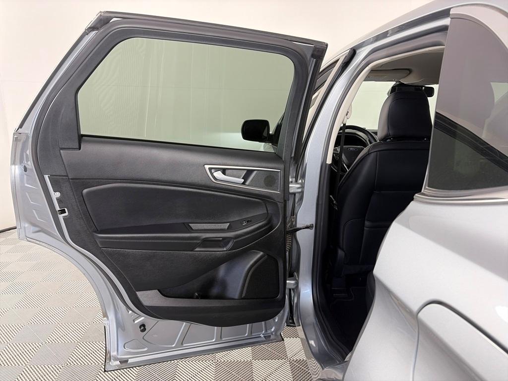 used 2024 Ford Edge car, priced at $24,294