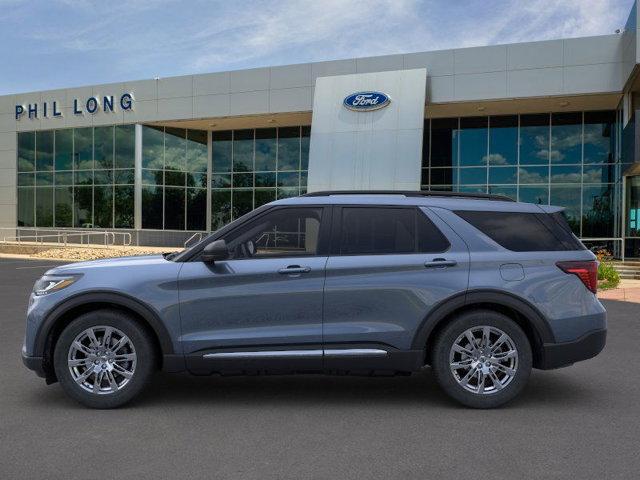 new 2025 Ford Explorer car, priced at $48,700