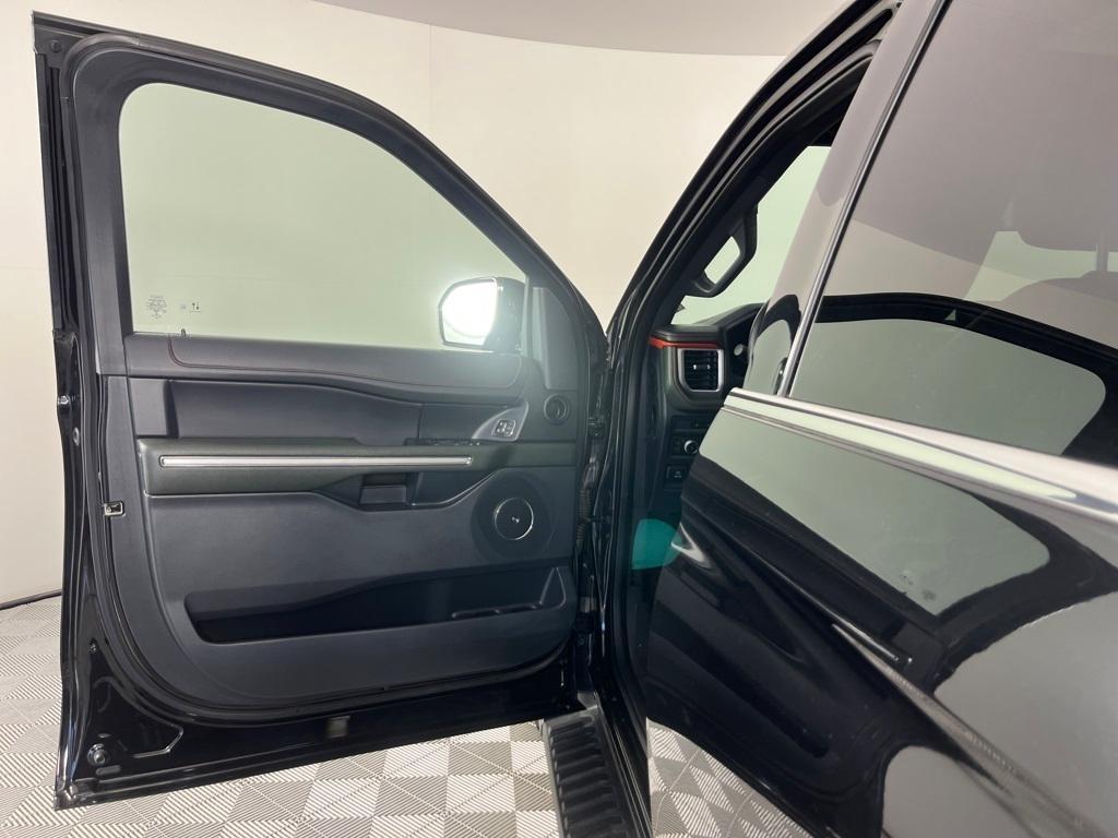 used 2022 Ford Expedition car, priced at $59,291
