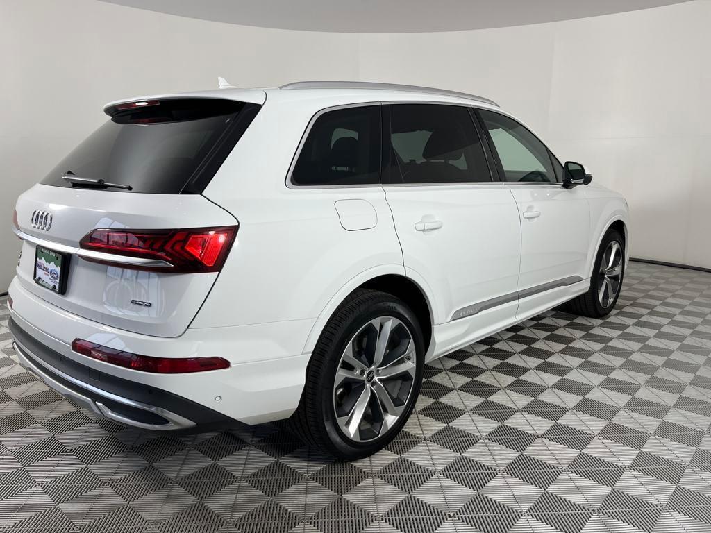 used 2022 Audi Q7 car, priced at $39,990