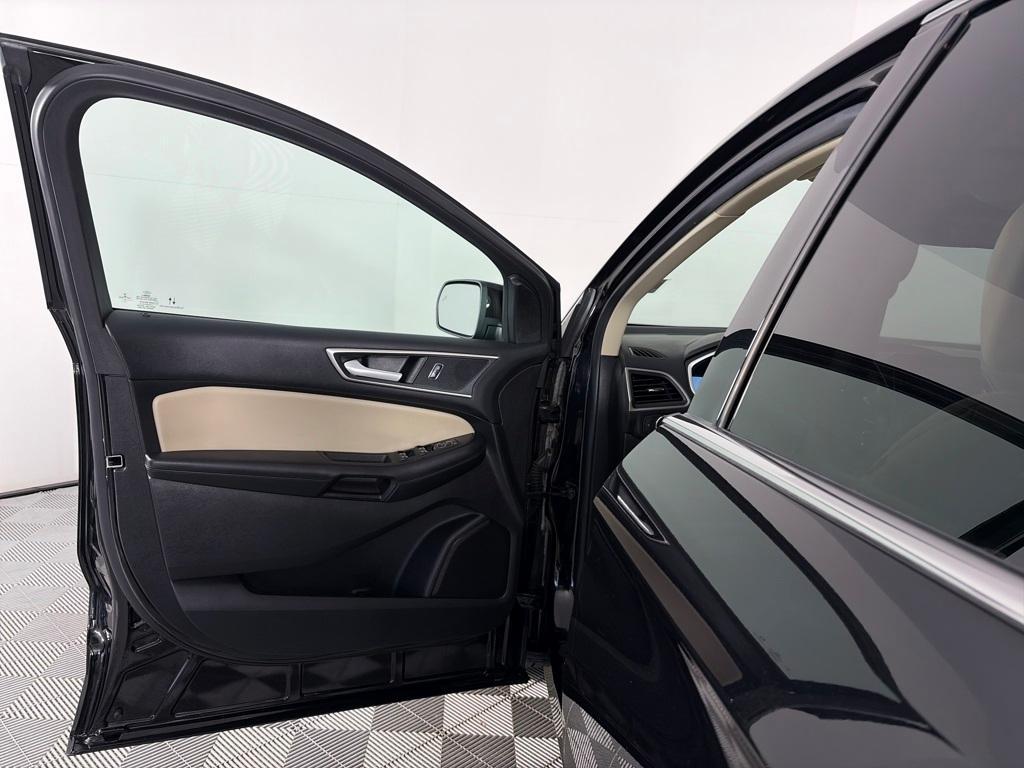 used 2021 Ford Edge car, priced at $20,987