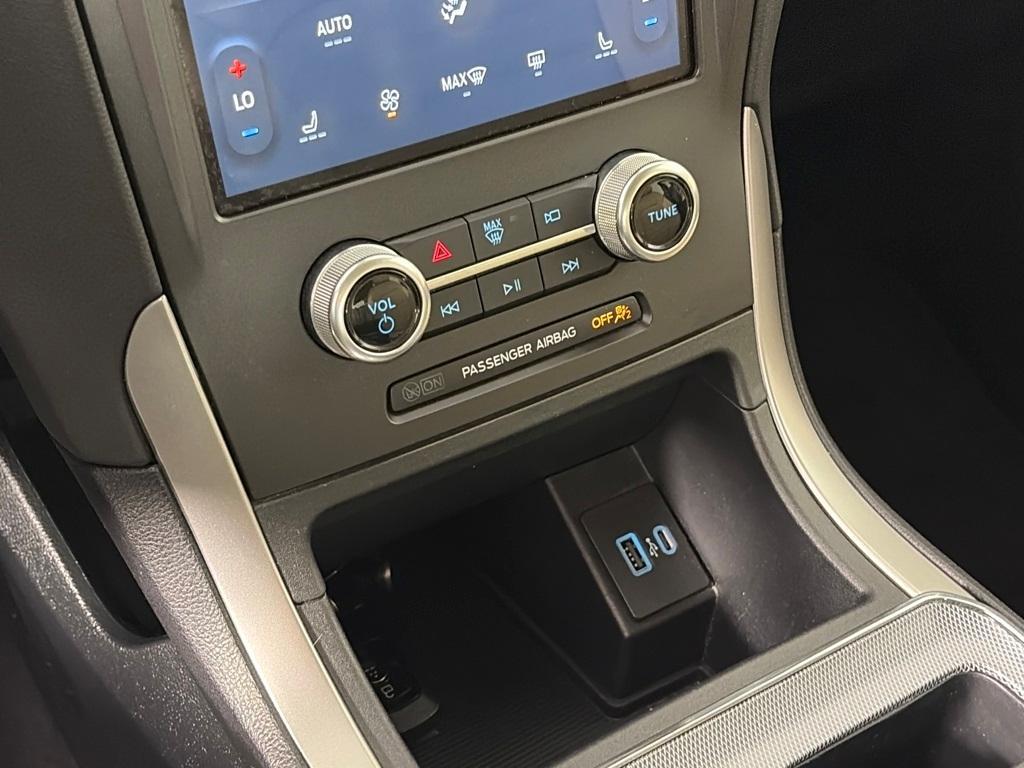 used 2021 Ford Edge car, priced at $20,987