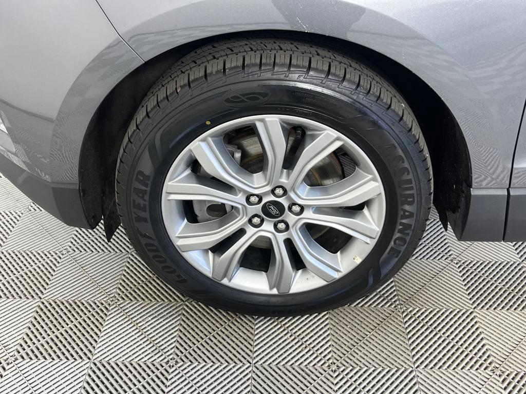 used 2024 Ford Edge car, priced at $31,256