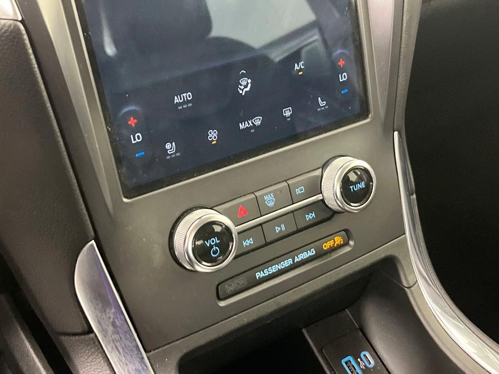 used 2024 Ford Edge car, priced at $32,991