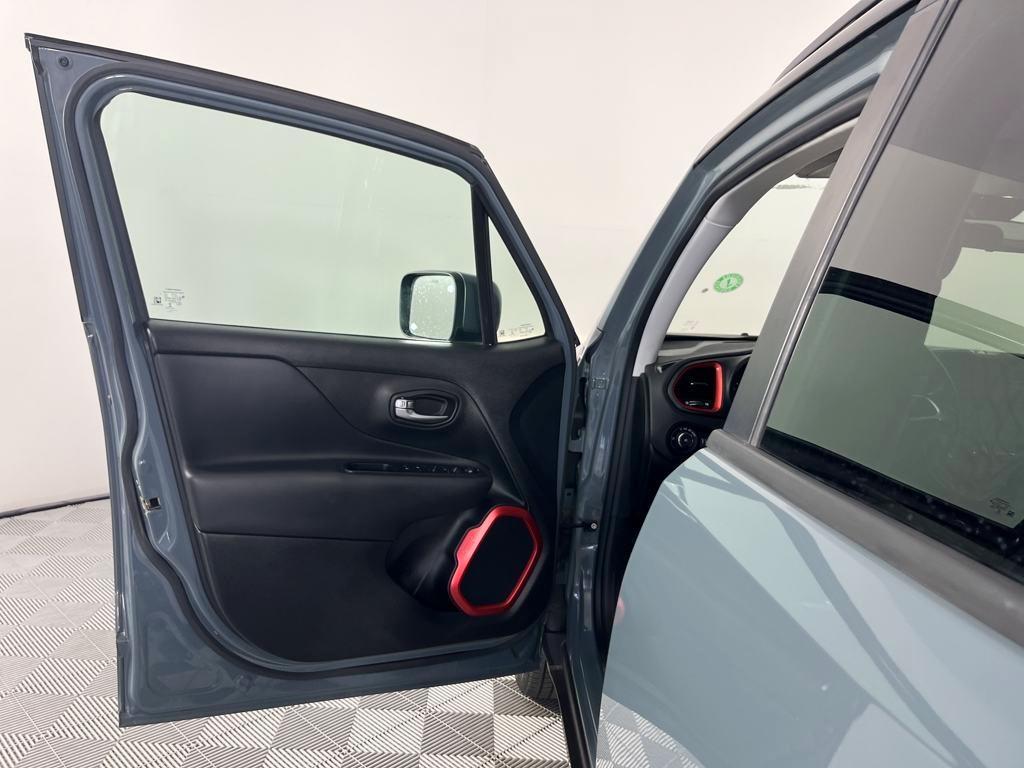 used 2016 Jeep Renegade car