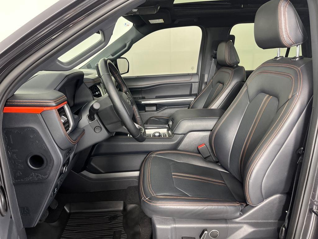 used 2024 Ford Expedition car, priced at $70,691