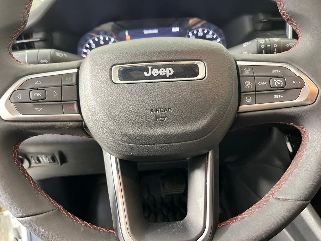 used 2025 Jeep Compass car
