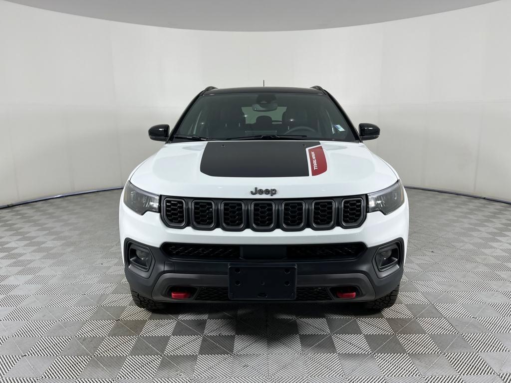 used 2025 Jeep Compass car