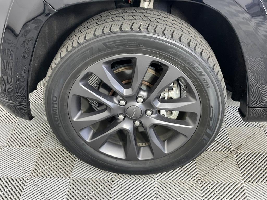 used 2018 Jeep Grand Cherokee car, priced at $23,691