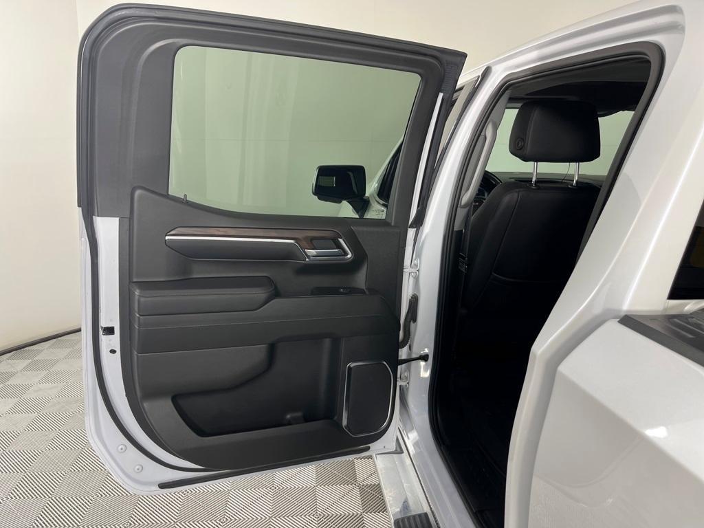 used 2023 GMC Sierra 1500 car, priced at $47,693