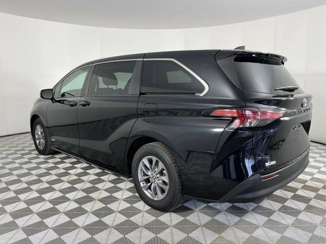 used 2021 Toyota Sienna car, priced at $29,992