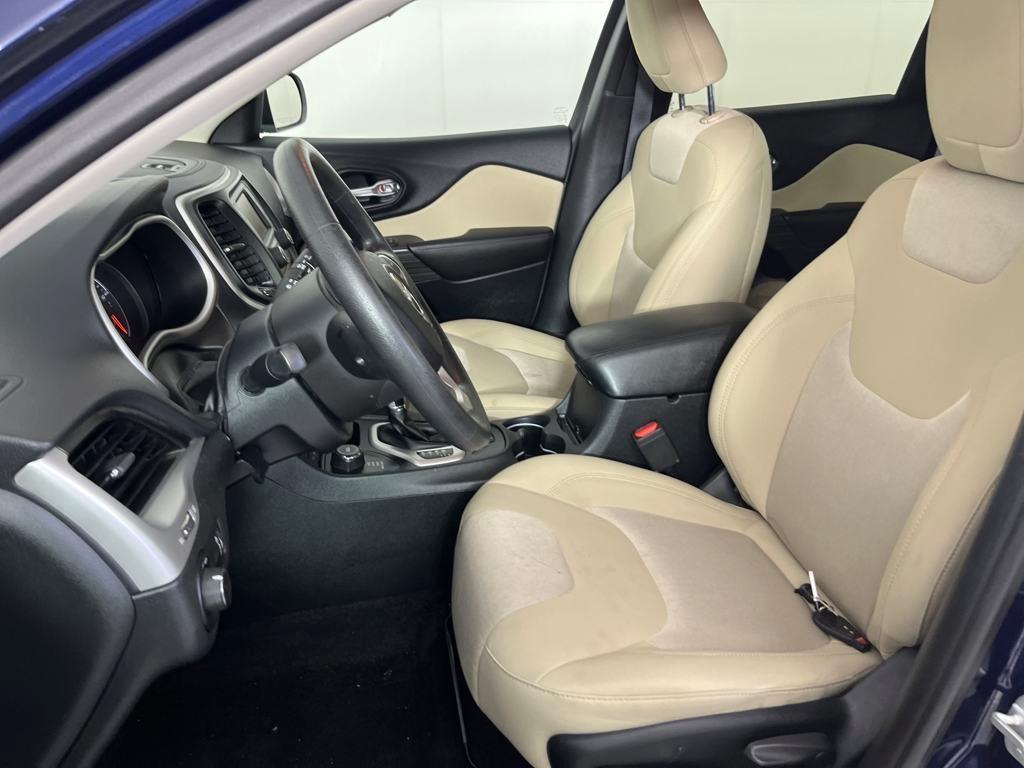 used 2016 Jeep Cherokee car, priced at $14,990