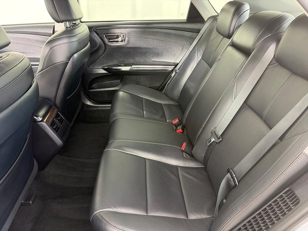 used 2015 Toyota Avalon Hybrid car, priced at $15,691