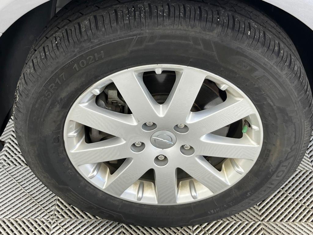 used 2015 Chrysler Town & Country car, priced at $13,991