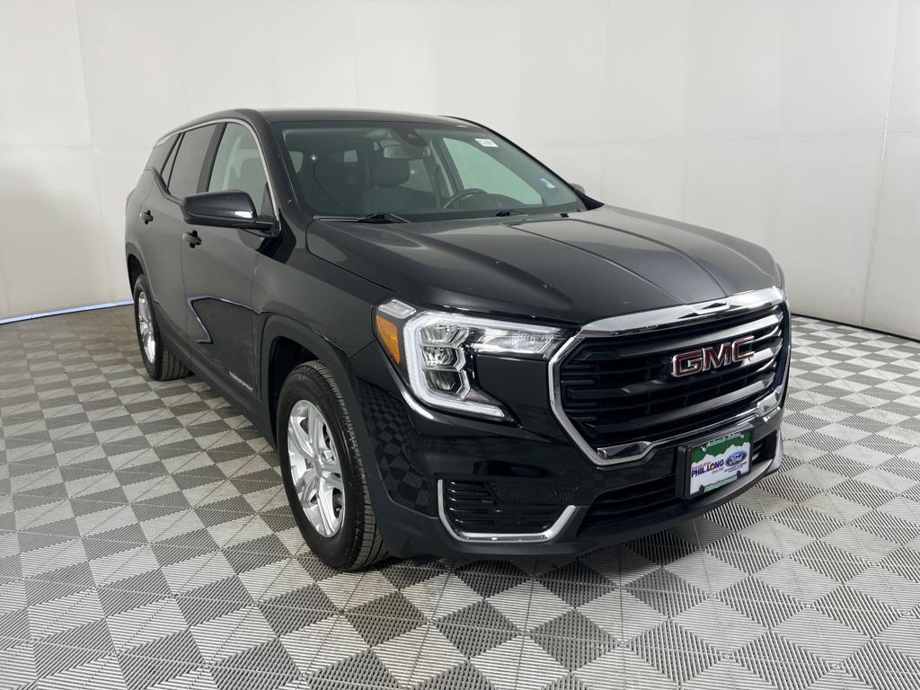 used 2024 GMC Terrain car, priced at $25,991