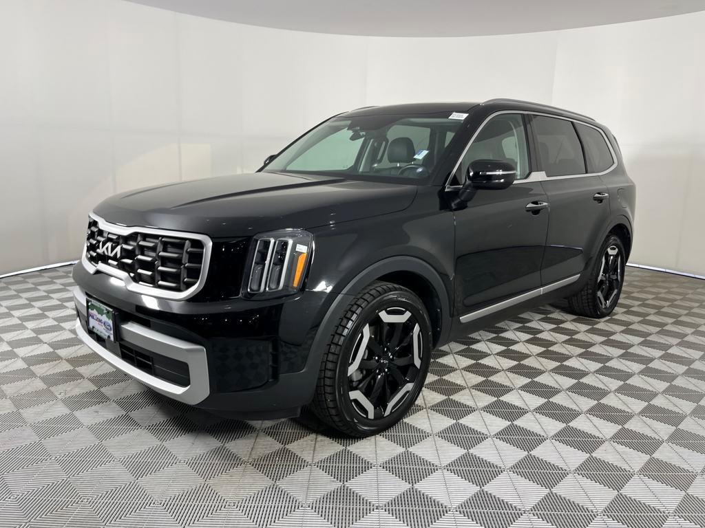 used 2023 Kia Telluride car, priced at $36,991