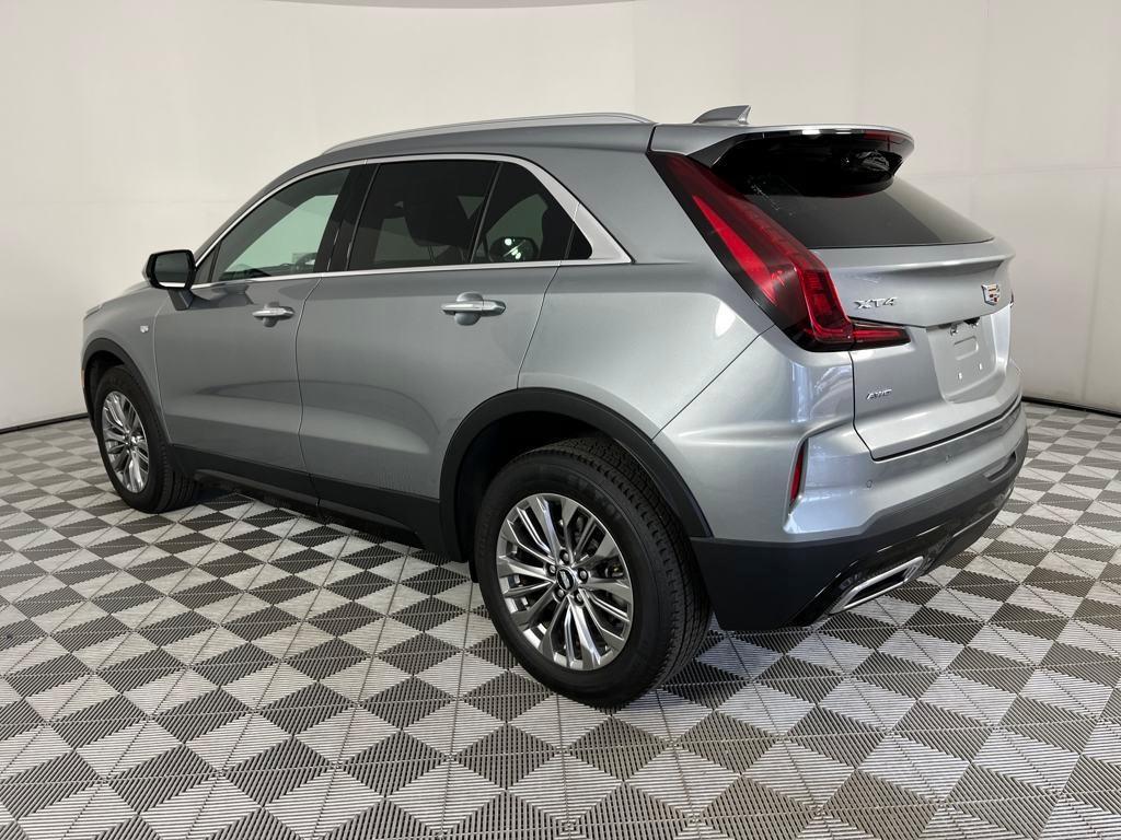 used 2024 Cadillac XT4 car, priced at $36,669