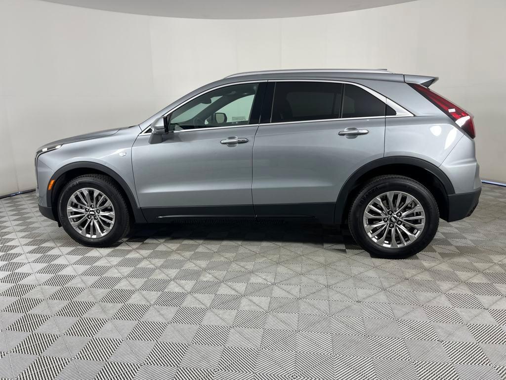 used 2024 Cadillac XT4 car, priced at $36,291