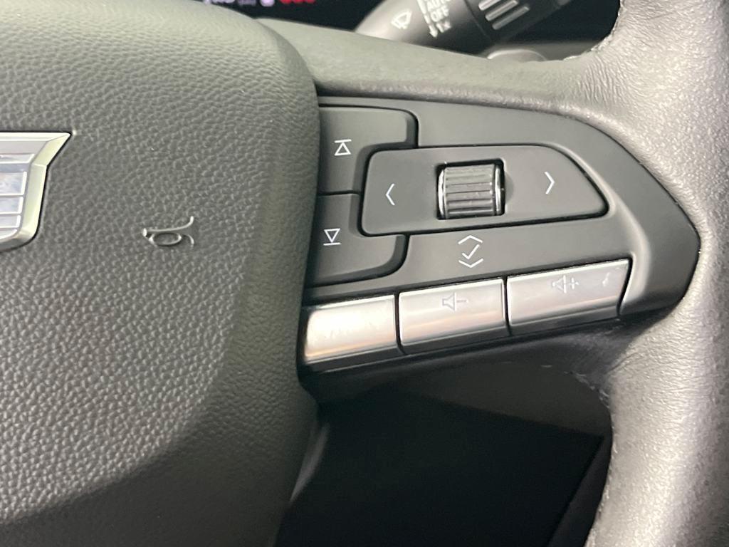 used 2024 Cadillac XT4 car, priced at $36,291