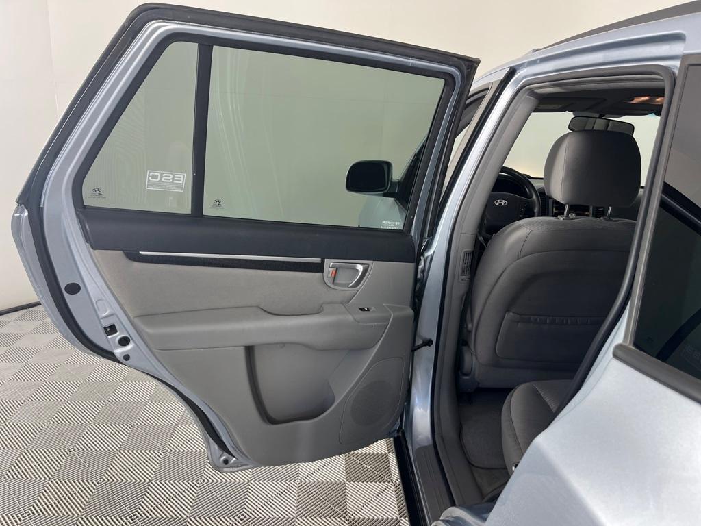 used 2007 Hyundai Santa Fe car, priced at $4,991