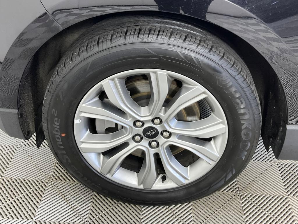 used 2024 Ford Edge car, priced at $31,991
