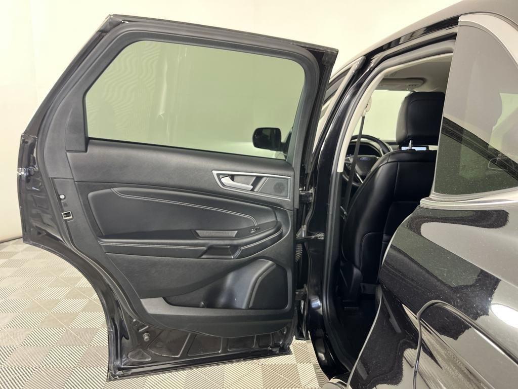 used 2024 Ford Edge car, priced at $31,991
