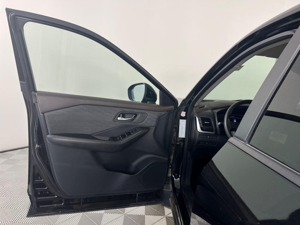 used 2023 Nissan Rogue car, priced at $23,789